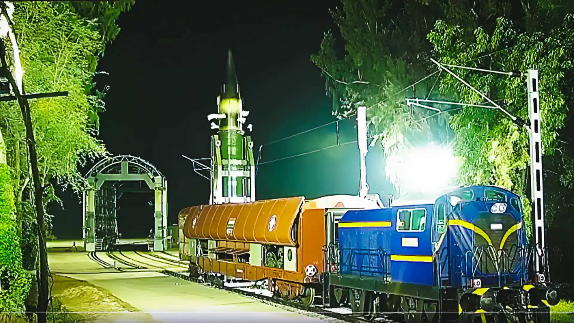 सुनो गौर से दुनिया वालों..बुरी नज़र न हम पे डालो...अब चलती ट्रेन से होगा दुश्मनों पर अटैक, अग्नि प्राइम का सफल परीक्षण