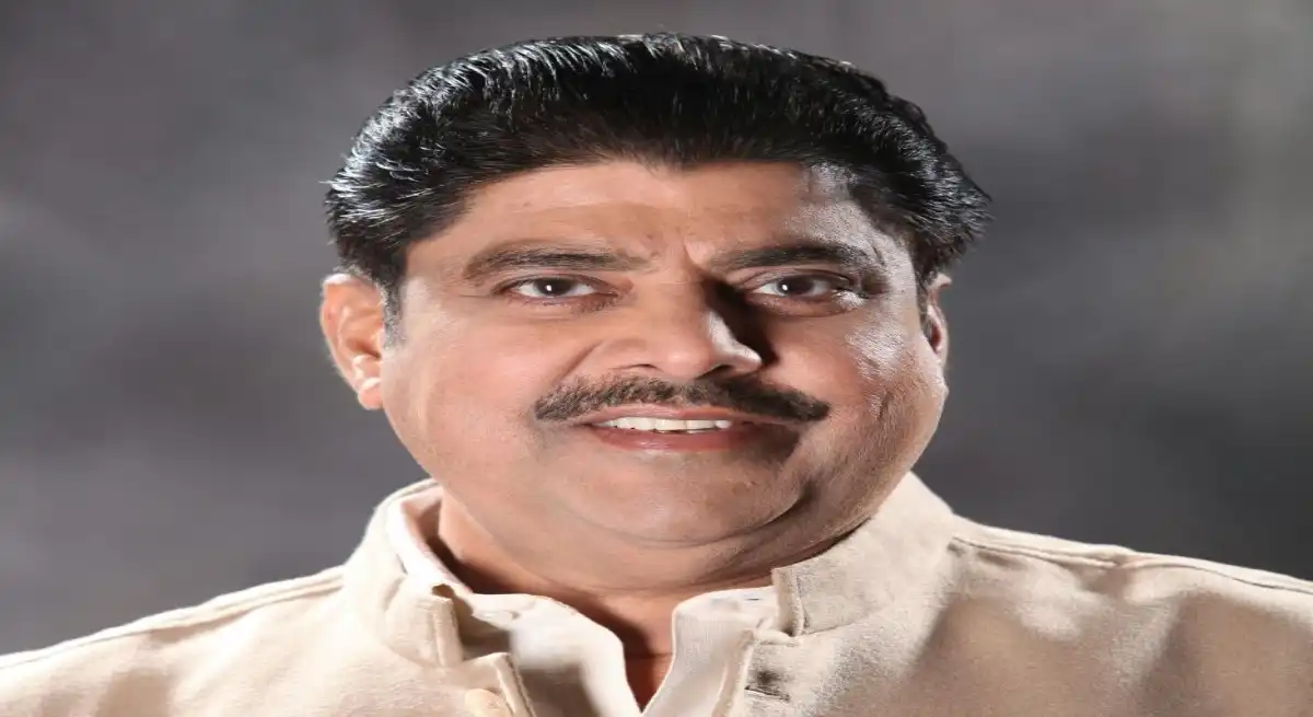 अजय चौटाला तंज, बोले- हरियाणा में सरकार है ही नहीं 'अभी सिंगापुर में है, आते ही पंजाब चली जाएगी’