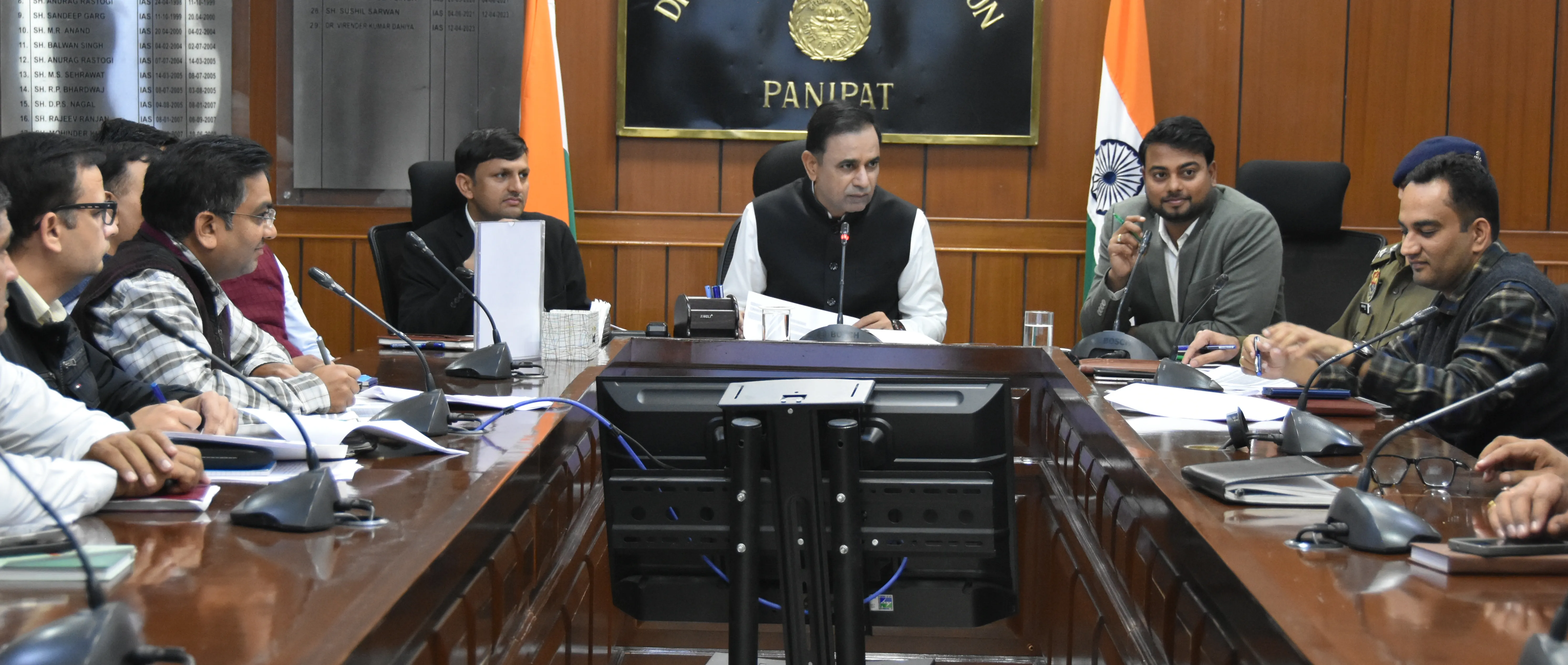 पानीपत में सड़क सुरक्षा वाहन पॉलिसी की समीक्षा बैठक में बड़े फैसले, रिंग रोड व रेहड़ी मार्केट पर ज़ोर