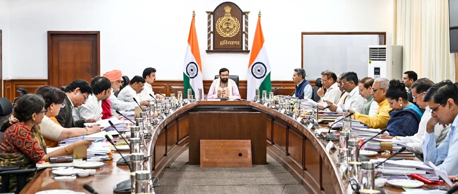 हरियाणा कैबिनेट की बैठक में कई महत्वपूर्ण प्रस्ताव और संशोधनों को मंजूरी