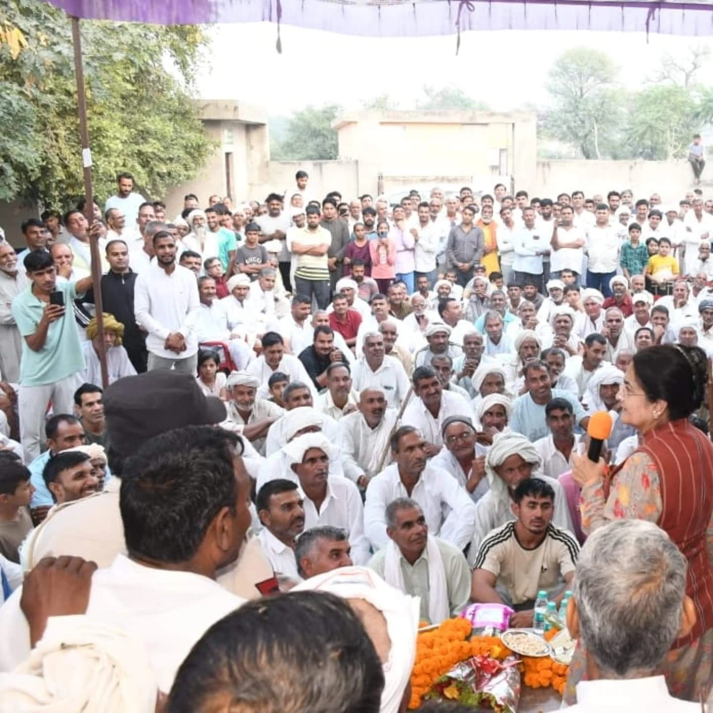 किरण चौधरी ने किया आश्वस्त- क्षेत्र में बिजली, पानी व डीएपी की समस्या नहीं रहने दी जाएगी