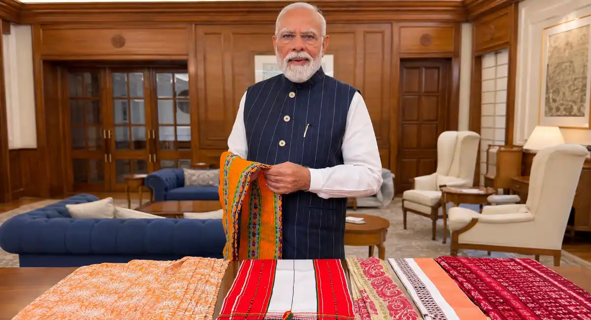 'राष्ट्रीय हैंडलूम दिवस': 'फ्रेंडशिप डे' जैसा ही दिखे हैंडलूम डे का उत्साह, पीएम मोदी ने युवाओं को दिया 'GRWM' रील बनाने का चैलेंज!