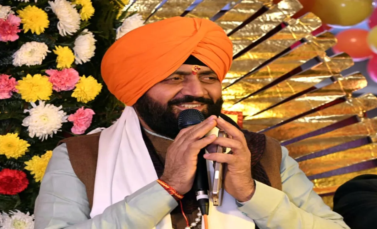 मुक्तसर साहिब पहुंचे सीएम सैनी, बोले - पंजाब-हरियाणा केवल पड़ोसी नहीं, बल्कि दोनों का खून और भाईचारे का रिश्ता