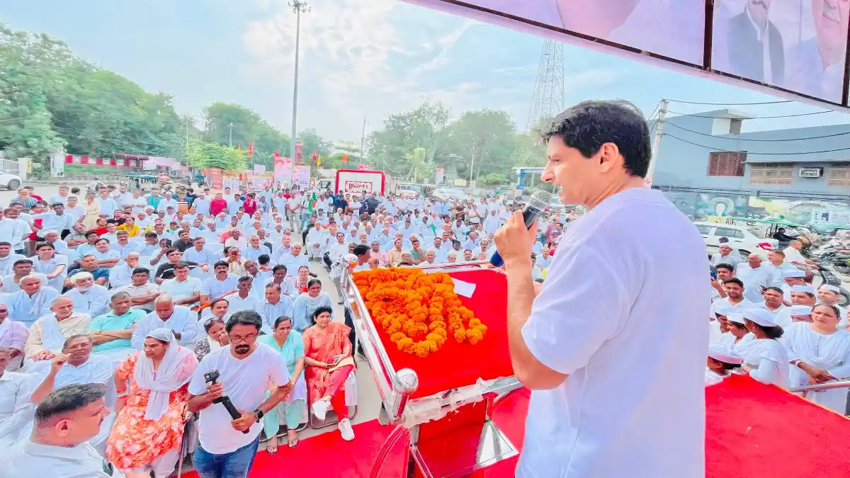 दीपेंद्र हुड्डा का भाजपा सरकार पर हमला, बोले- लोकतंत्र और संविधान पर हो रहा चौतरफा वार, खेल और जन-सुविधाओं उठाए सवाल