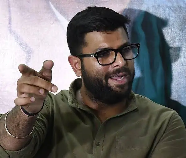 दिग्विजय बोले- हुड्डा ने जनता के विश्वास को 'अंडर द टेबल' बेच दिया, सीएम पर बोले- अच्छे आदमी, हंसी भी अच्छी, पर अच्छे शासक नहीं