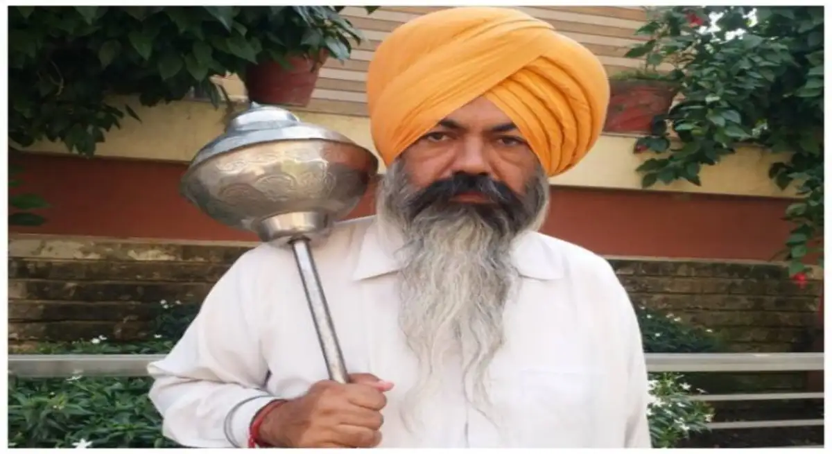 चंडीगढ़ में बढ़ती आपराधिक वारदातों के खिलाफ 'गदा' लेकर एसएसपी से मिलने पहुंचे गुरसिमरन सिंह मंड, सख्त कार्रवाई की मांग की