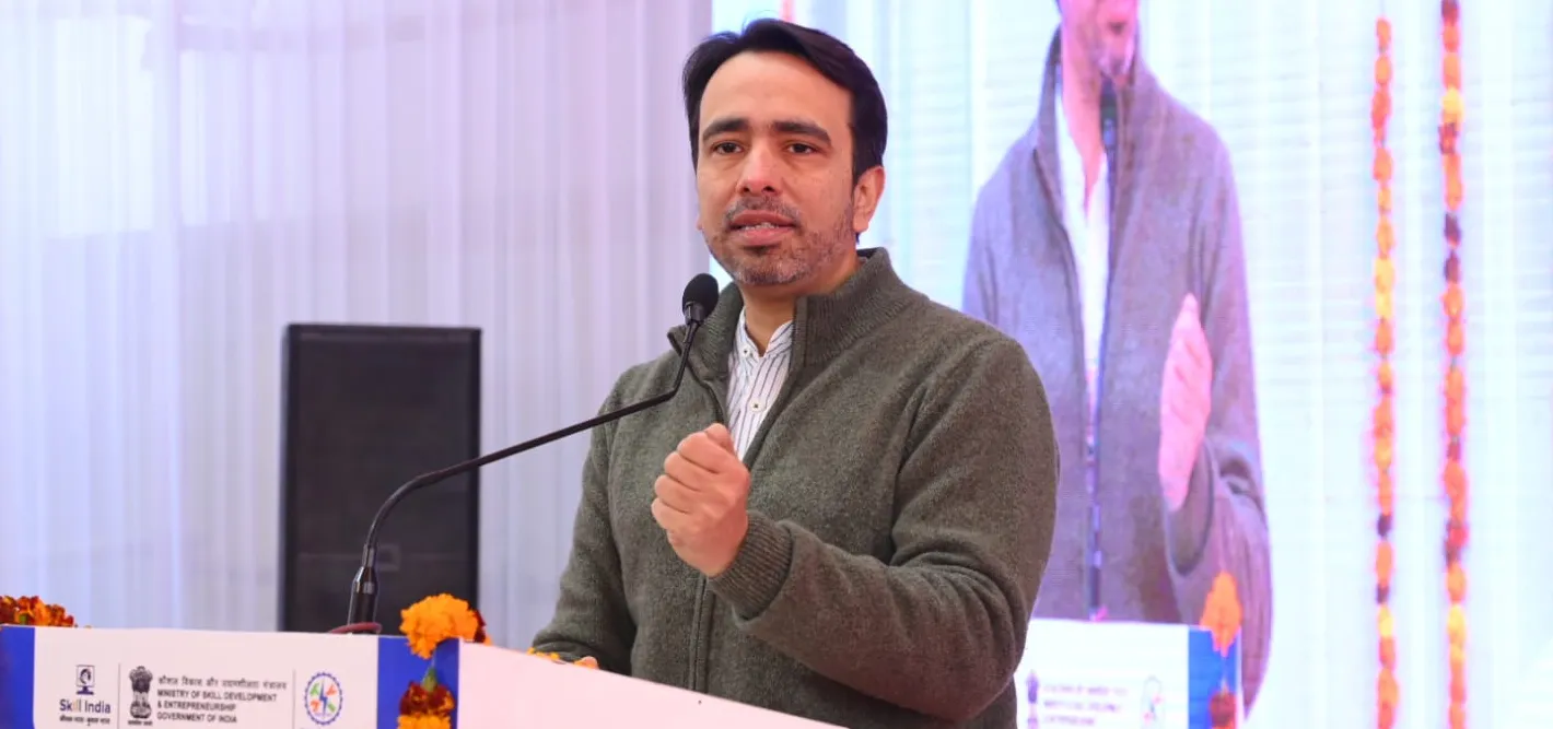 मंत्री जयंत चौधरी ने किया NSTI के अत्याधुनिक गर्ल्स हॉस्टल का उद्घाटन, बोले- AI की नई विधि के लिए युवा पीढ़ी को होना होगा तैयार