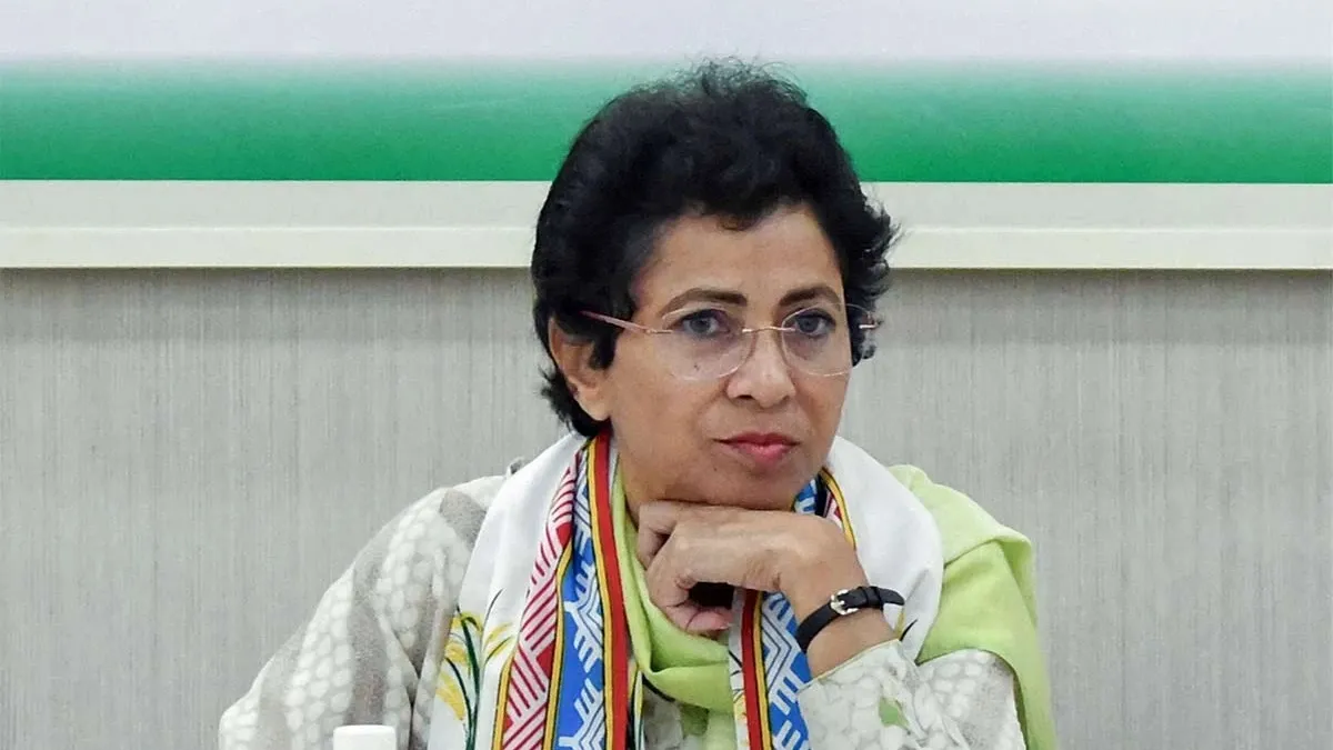 सरकारी स्कूलों में घटते दाखिले गंभीर चेतावनी, सैलजा बोलीं - क्या साज़िश के तहत बंद हो रही सरकारी शिक्षा?