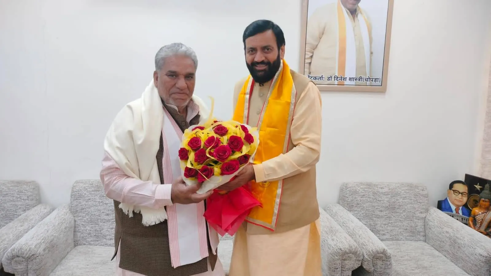 सीएम सैनी ने नववर्ष एवं पंचायत मंत्री कृष्ण लाल पंवार को जन्मदिन पर दिया बड़ा और खास तोहफा, पढ़ें पूरी ख़बर