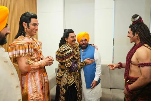 पंजाब में भगवंत मान सरकार का बड़ा फैसला, मुफ्त में दिखाए जाएंगे ‘हमारे राम’ नाटक के 41 शो, मोहाली से हुआ भव्य आगाज