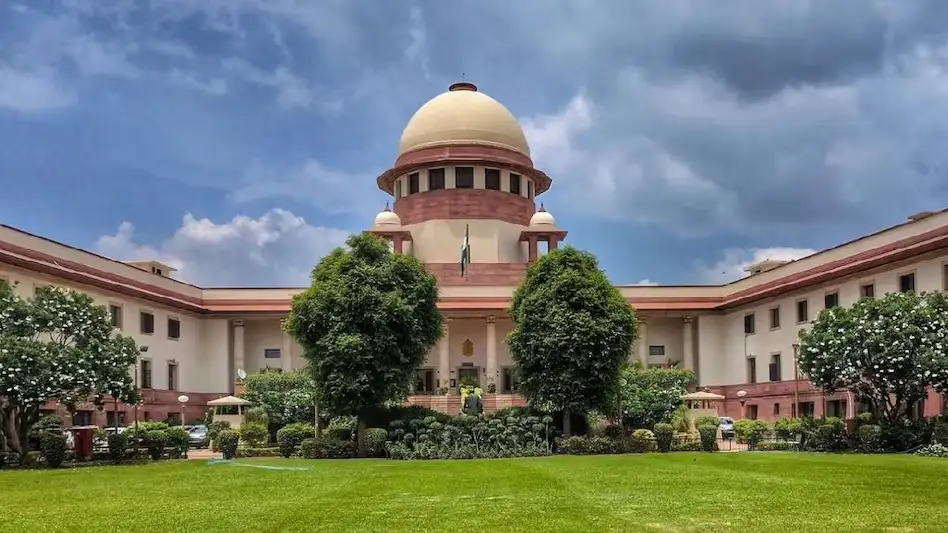 'धोखे' ने उजाड़े 10 भारतीय परिवार,सुप्रीम कोर्ट में केंद्र का पक्ष: "अपनी मर्जी से गए थे"