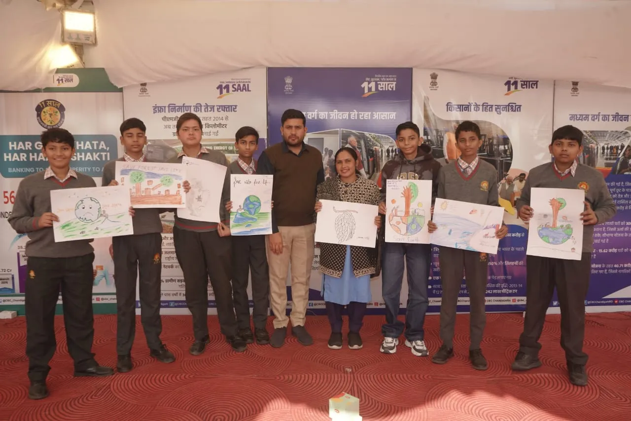 स्वदेशी महोत्सव 2025 :  बच्चों की रचनात्मक भागीदारी, प्रदर्शनी रही आकर्षण का केंद्र